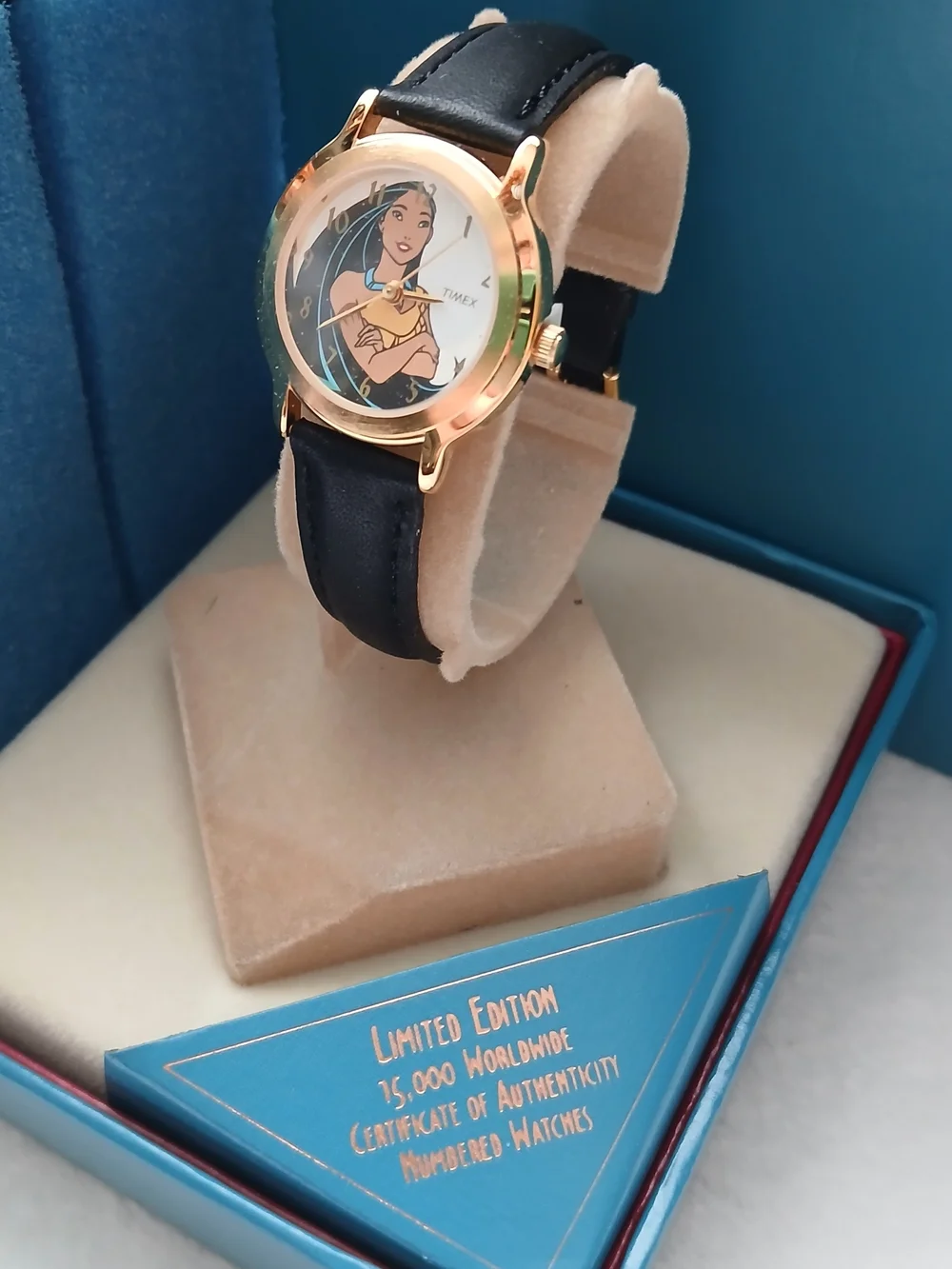 VINTAGE 1995 Disney Pocahontas Timex Watch + Ceramic Figurine BRAND NEW!